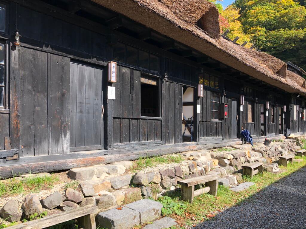 鶴の湯温泉本陣