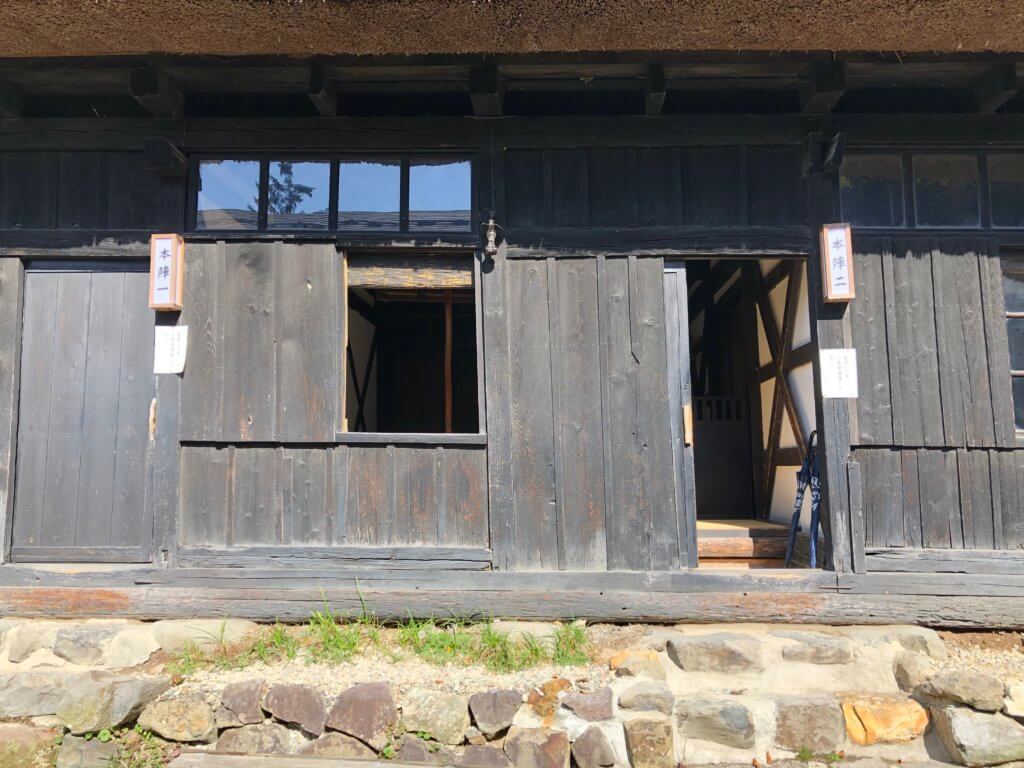 鶴の湯温泉本陣