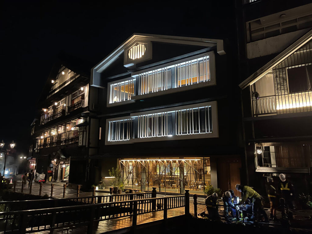 古山閣 新館 クラノバの建物夜景